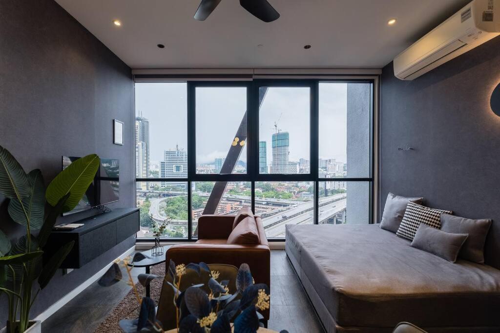 Klcc Musicalsty5Pax At Scarletzsuites Kuala Lumpur Exteriör bild