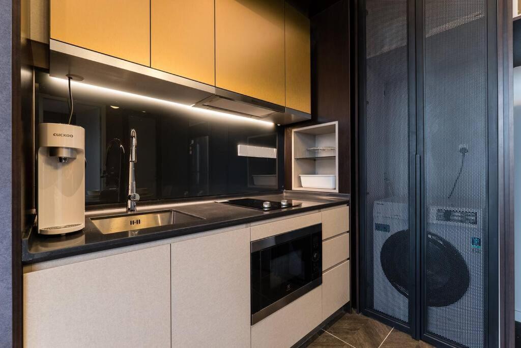 Klcc Musicalsty5Pax At Scarletzsuites Kuala Lumpur Exteriör bild