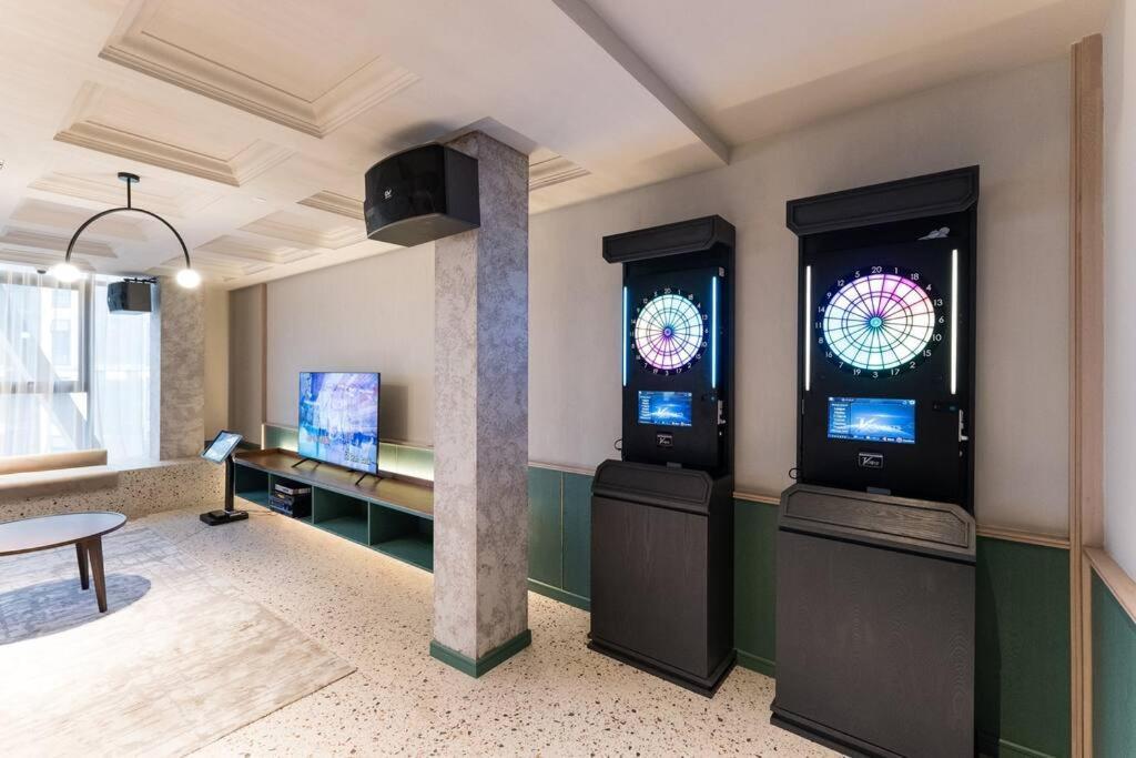 Klcc Musicalsty5Pax At Scarletzsuites Kuala Lumpur Exteriör bild