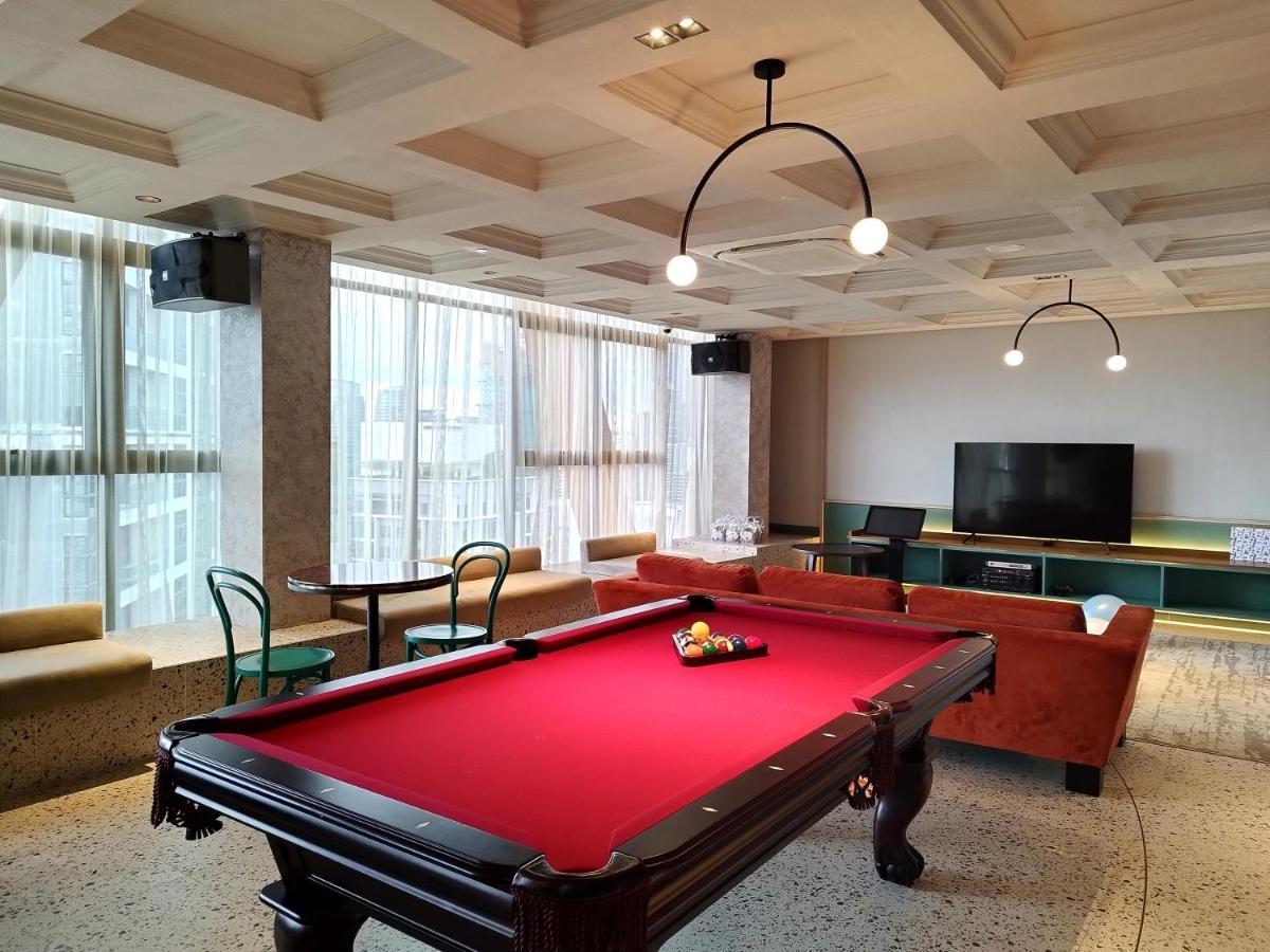 Klcc Musicalsty5Pax At Scarletzsuites Kuala Lumpur Exteriör bild